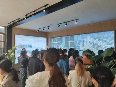 震撼捡漏：河东煦境天合单价：5000-6000左右； 建面：123平米，143平米、161平米左右。